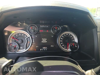 2018 Ram 2500 Laramie Extended Crew Cab Medium Bed - miniatura 12