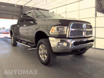 2018 Ram 2500 Laramie Extended Crew Cab Medium Bed - miniatura 3