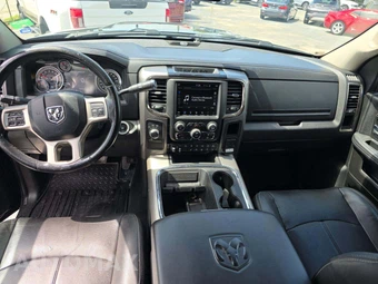 2018 Ram 2500 Laramie Extended Crew Cab Medium Bed - miniatura 10