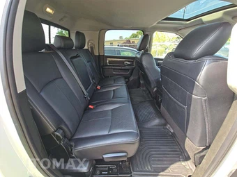 2018 Ram 2500 Laramie Extended Crew Cab Medium Bed – miniatura 16