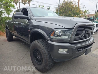 2018 Ram 2500 Laramie Extended Crew Cab Medium Bed - miniatura 3
