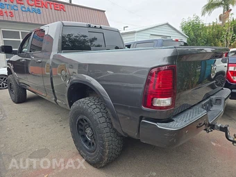 2018 Ram 2500 Laramie Extended Crew Cab Medium Bed - miniatura 6