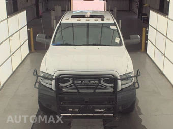 2018 Ram 2500 Laramie Extended Crew Cab Medium Bed - miniatura 2
