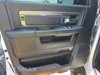 2018 Ram 2500 Laramie Extended Crew Cab Medium Bed - miniatura 9