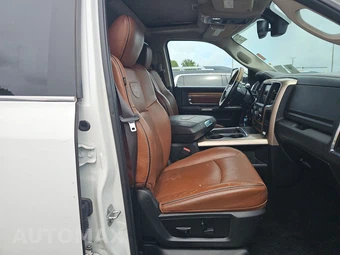 2018 Ram 2500 Laramie Longhorn Crew Cab Medium Bed - miniatura 8