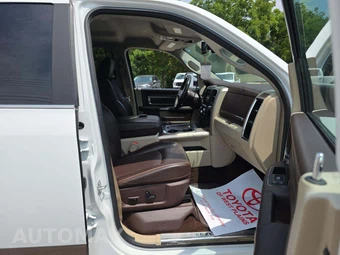 2018 Ram 2500 Laramie Longhorn Crew Cab Medium Bed - miniatura 18