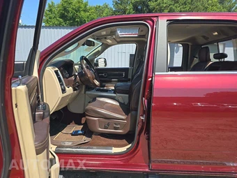 2018 Ram 2500 Laramie Longhorn Crew Cab Medium Bed - miniatura 3