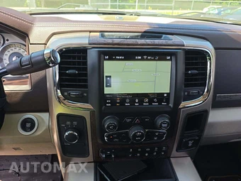 2018 Ram 2500 Laramie Longhorn Crew Cab Medium Bed - miniatura 7