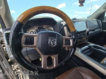 2018 Ram 2500 Laramie Longhorn Crew Cab Medium Bed - miniatura 10