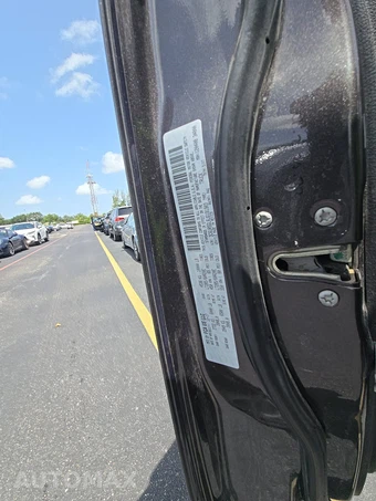 2018 Ram 2500 Laramie Longhorn Crew Cab Medium Bed - miniatura 14