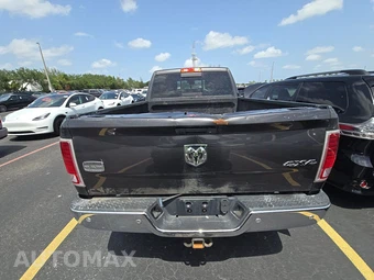 2018 Ram 2500 Laramie Longhorn Crew Cab Medium Bed - miniatura 5