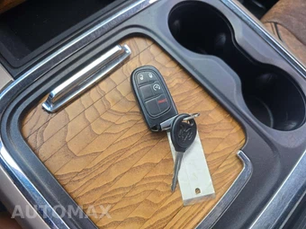 2018 Ram 2500 Laramie Longhorn Crew Cab Medium Bed - miniatura 5