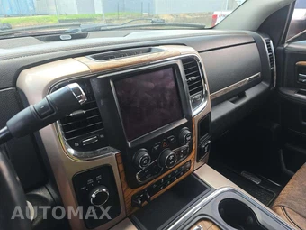 2018 Ram 2500 Laramie Longhorn Crew Cab Medium Bed - miniatura 7