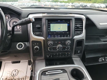 2018 Ram 2500 Limited Crew Cab Medium Bed - miniatura 11