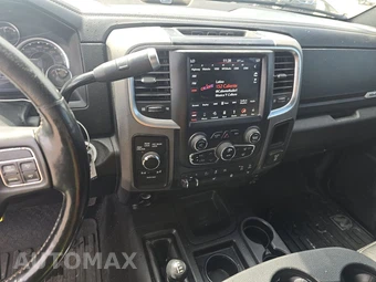 2018 Ram 2500 Power Wagon Crew Cab Medium Bed - miniatura 11