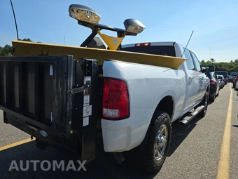 2018 Ram 2500 SLT Crew Cab Medium Bed - miniatura 4