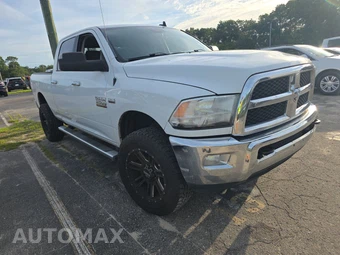 2018 Ram 2500 SLT Crew Cab Medium Bed - miniatura 3