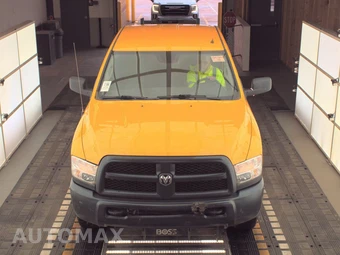 2018 Ram 2500 Tradesman Crew Cab Medium Bed – miniatura 2
