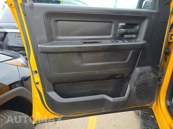 2018 Ram 2500 Tradesman Crew Cab Medium Bed – miniatura 9