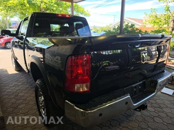 2018 Ram 2500 Tradesman Crew Cab Medium Bed - miniatura 2