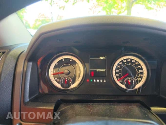 2018 Ram 2500 Tradesman Crew Cab Medium Bed - miniatura 9