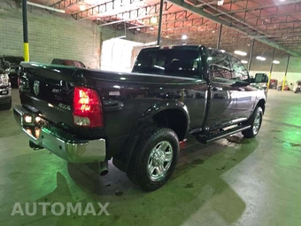 2018 Ram 2500 Tradesman Crew Cab Medium Bed – miniatura 3