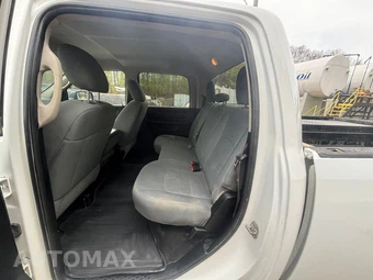 2018 Ram 2500 Tradesman Crew Cab Medium Bed - miniatura 10