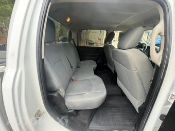 2018 Ram 2500 Tradesman Crew Cab Medium Bed - miniatura 13