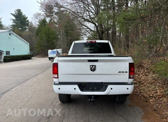 2018 Ram 2500 Tradesman Crew Cab Medium Bed - miniatura 4