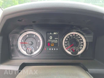 2018 Ram 2500 Tradesman Crew Cab Medium Bed - miniatura 6