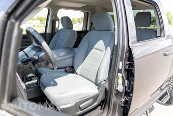 2018 Ram 2500 Tradesman Crew Cab Medium Bed - miniatura 42