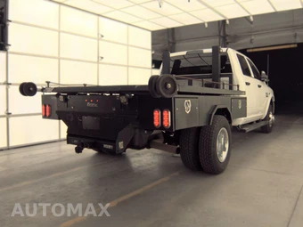 2018 Ram 3500 Cab Chassis Tradesman Crew Cab DRW - miniatura 4