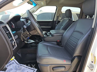 2018 Ram 3500 Cab Chassis Tradesman Crew Cab DRW - miniatura 7