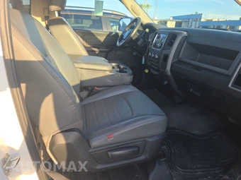 2018 Ram 3500 Cab Chassis Tradesman Regular Cab 14K GVWR DRW - miniatura 8