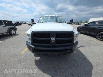 2018 Ram 3500 Cab Chassis Tradesman Regular Cab DRW – miniatura 2