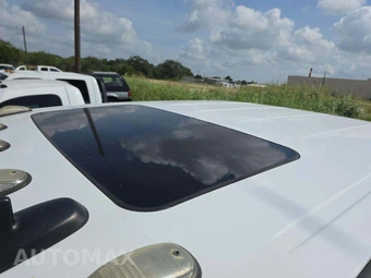 2018 Ram 3500 Laramie Crew Cab Long Bed DRW - miniatura 12