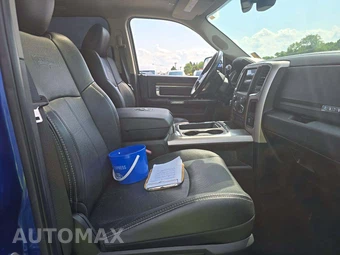 2018 Ram 3500 Laramie Crew Cab Medium Bed – miniatura 18