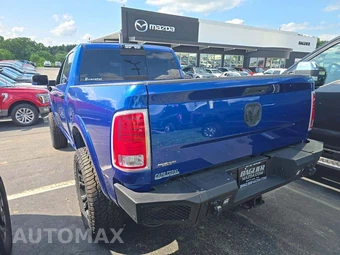 2018 Ram 3500 Laramie Crew Cab Medium Bed – miniatura 2