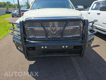2018 Ram 3500 Laramie Extended Crew Cab Medium Bed DRW – miniatura 19