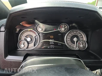 2018 Ram 3500 Limited Extended Crew Cab Medium Bed DRW – miniatura 12