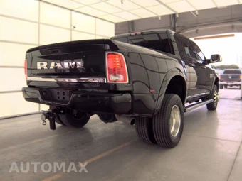 2018 Ram 3500 Limited Extended Crew Cab Medium Bed DRW – miniatura 4