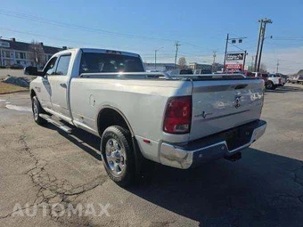 2018 Ram 3500 Lone Star Crew Cab Long Bed - miniatura 2