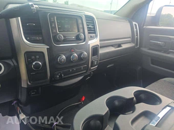 2018 Ram 3500 SLT Regular Cab Long Bed - miniatura 10