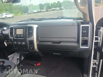 2018 Ram 3500 SLT Regular Cab Long Bed - miniatura 17