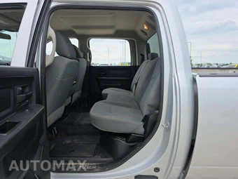 2018 Ram 3500 Tradesman Crew Cab Long Bed - miniatura 10