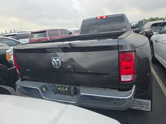 2018 Ram 3500 Tradesman Crew Cab Long Bed DRW - miniatura 5