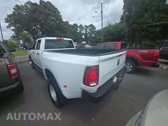 2018 Ram 3500 Tradesman Crew Cab Long Bed DRW - miniatura 2
