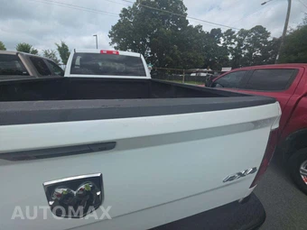 2018 Ram 3500 Tradesman Crew Cab Long Bed DRW - miniatura 22