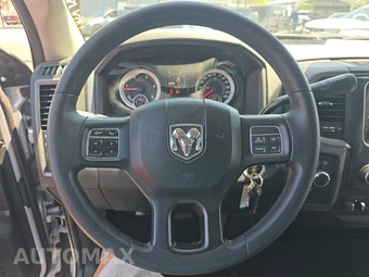 2018 Ram 3500 Tradesman Crew Cab Long Bed DRW - miniatura 10