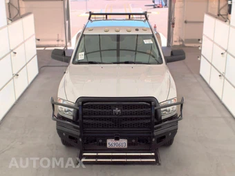 2018 Ram 3500 Tradesman Crew Cab Long Bed DRW - miniatura 2